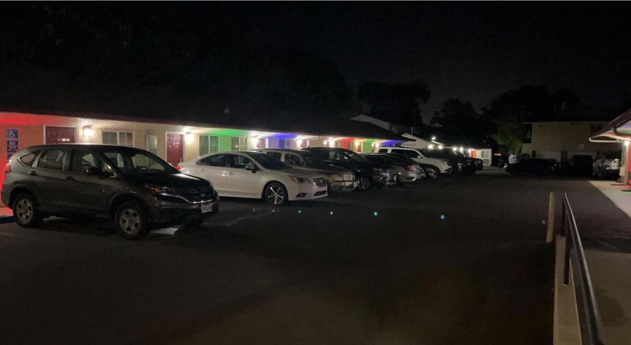 Motel Economy