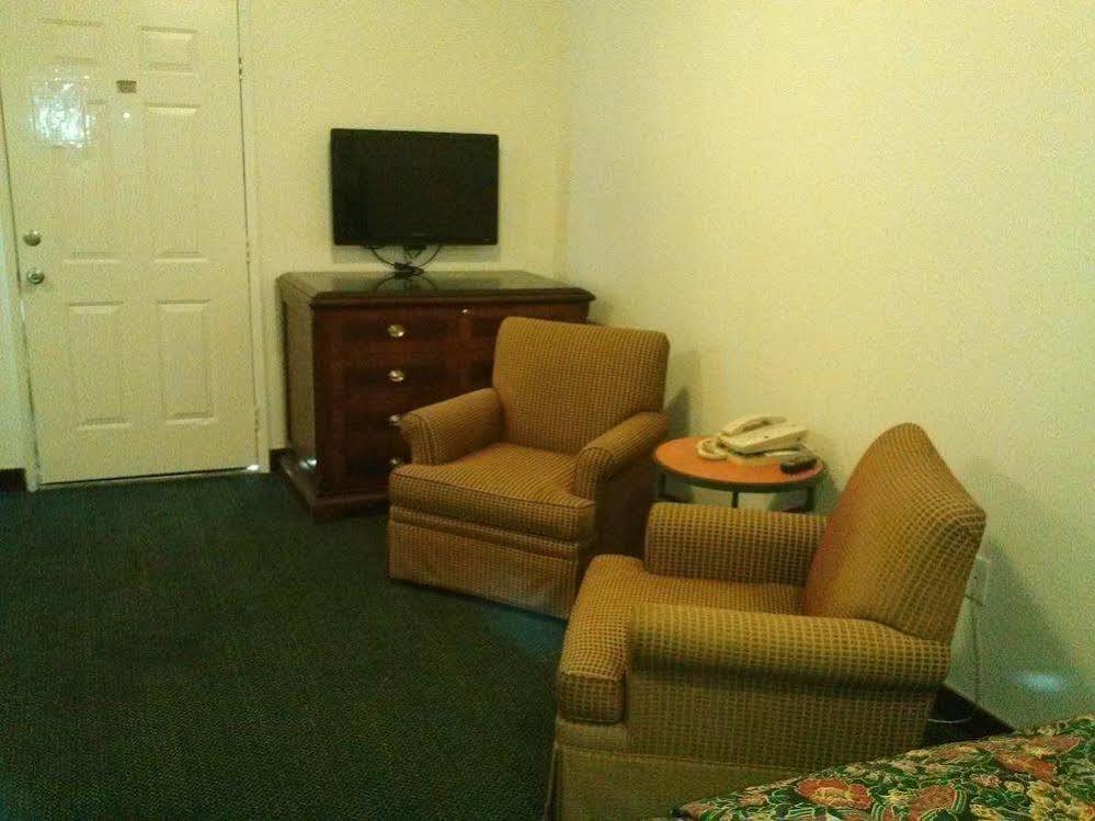 Economy Motel